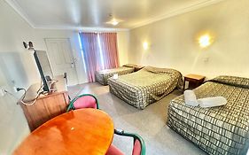 Elite Motor Inn